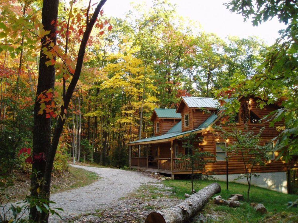 Pillow Rock Cabin Outside Fall Leaves