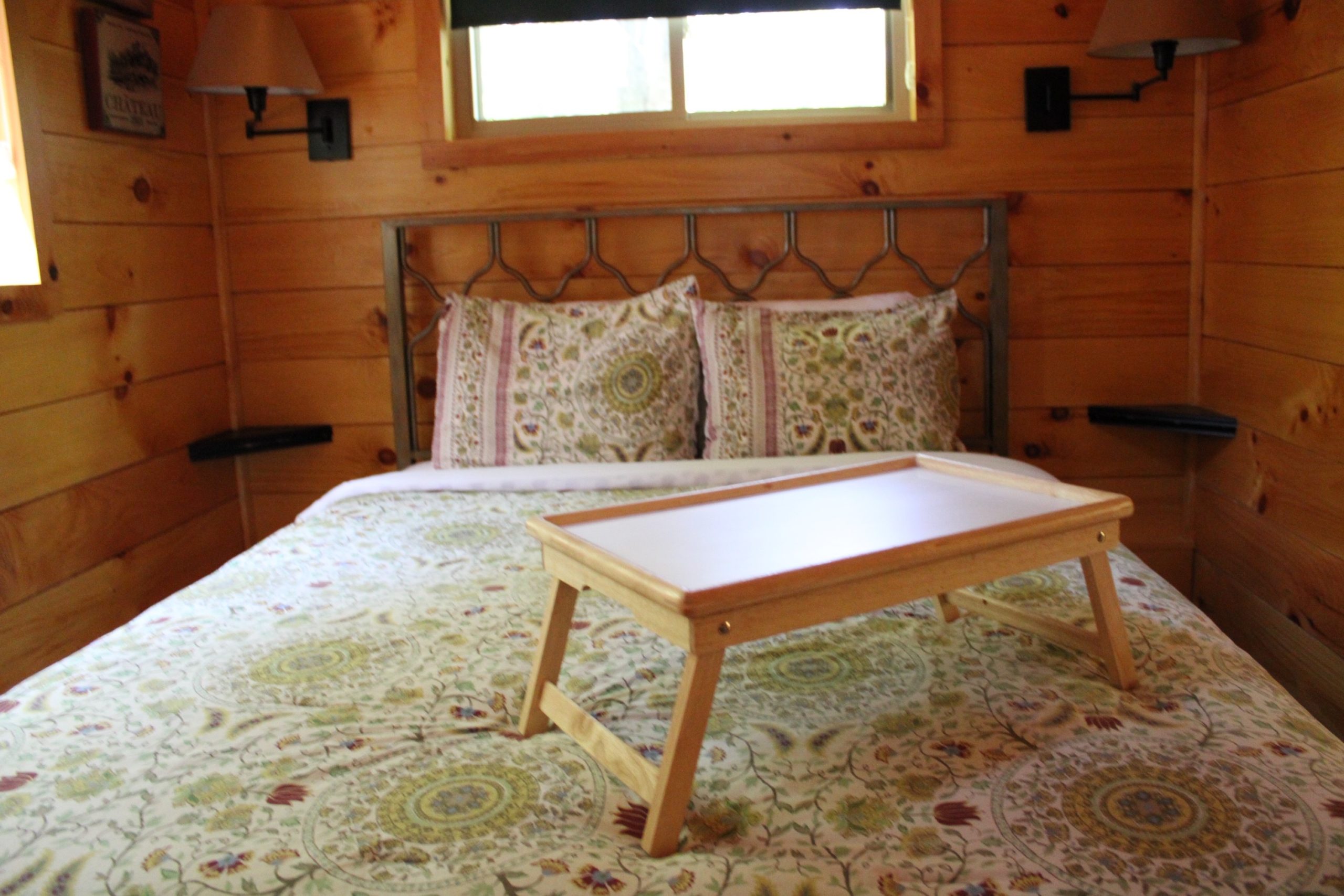Tuscany Tree House Cabin Bedroom 1