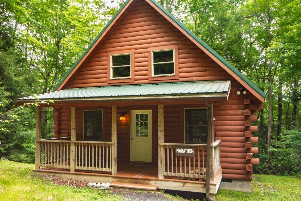 Marathon Cabin Outside